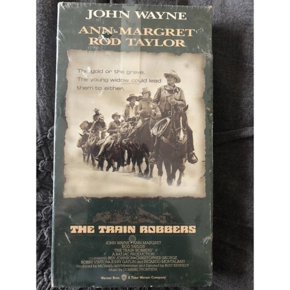 The‎ Train Robbers (VHS, 1995) John Wayne